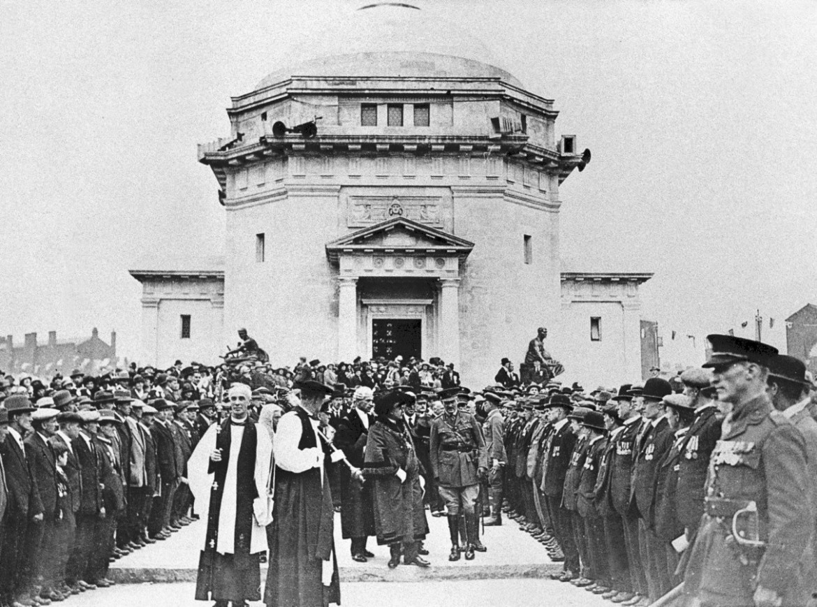 The opening of the Hall of Memory in 1925
